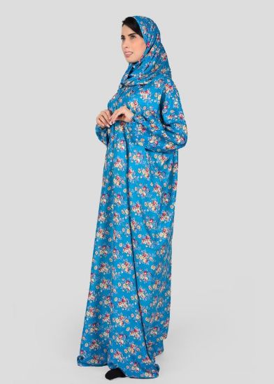 صورة شرشف صلاة نسائي مع طرحة